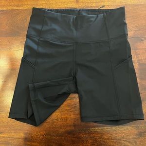 CRZ YOGA high waisted tummy control shorts